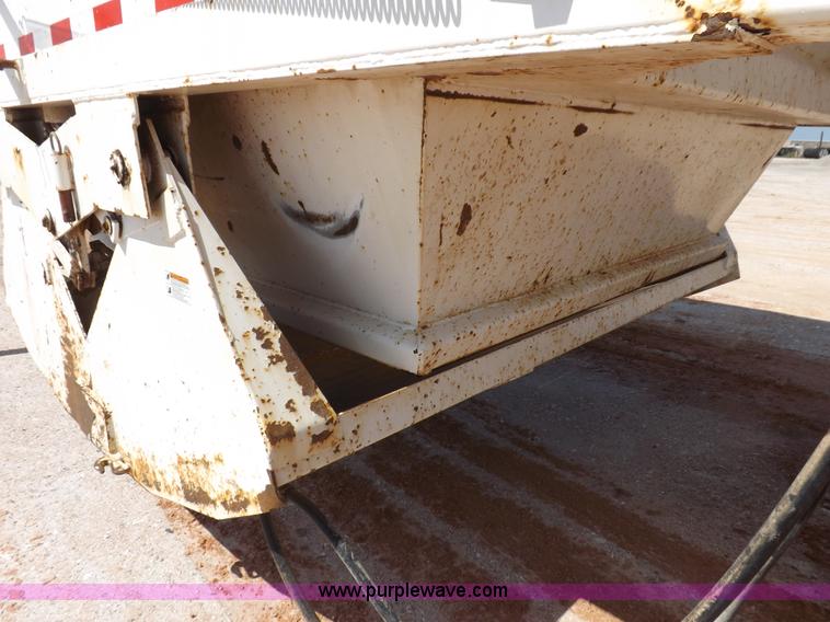 image for item H9207 2009 Corn Belt S4002 belly dump trailer