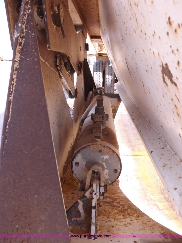 image for item H9207 2009 Corn Belt S4002 belly dump trailer