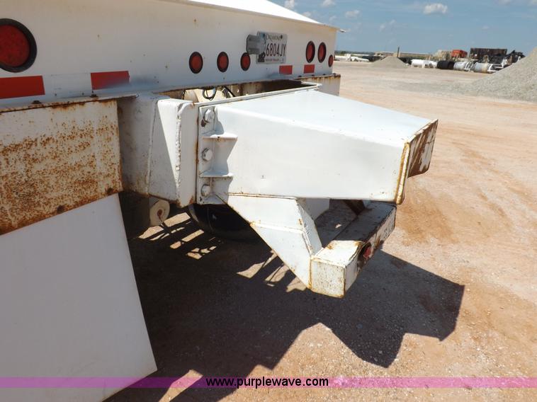 image for item H9207 2009 Corn Belt S4002 belly dump trailer