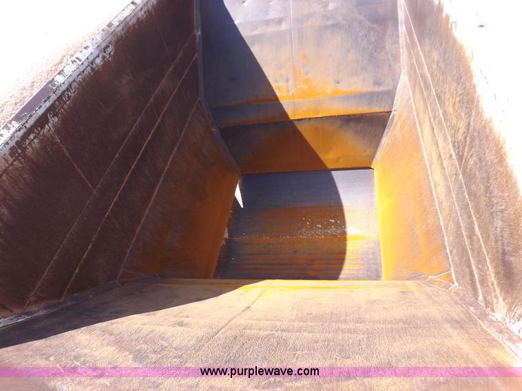 image for item H9207 2009 Corn Belt S4002 belly dump trailer