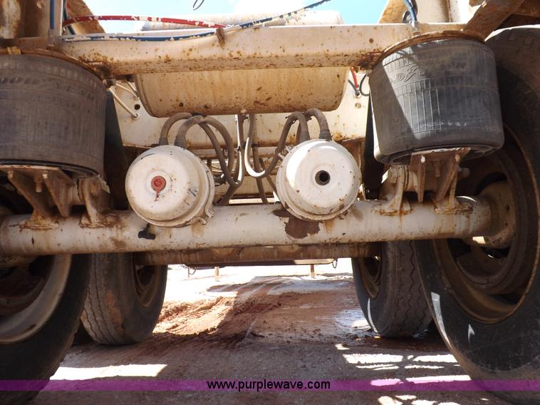 image for item H9207 2009 Corn Belt S4002 belly dump trailer