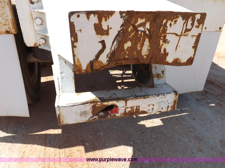 image for item H9207 2009 Corn Belt S4002 belly dump trailer