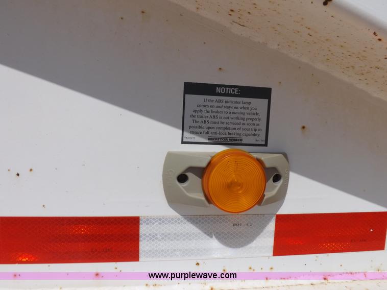 image for item H9207 2009 Corn Belt S4002 belly dump trailer