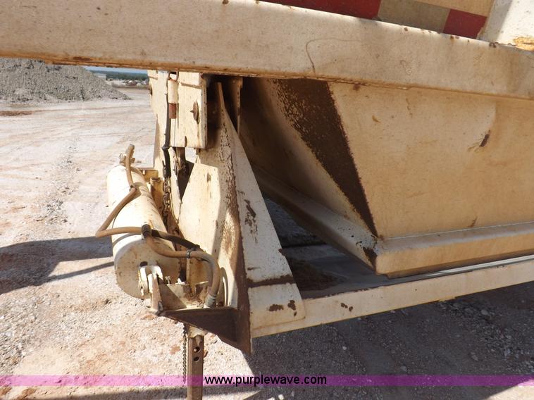 image for item H9208 2000 Corn Belt S4002 belly dump trailer