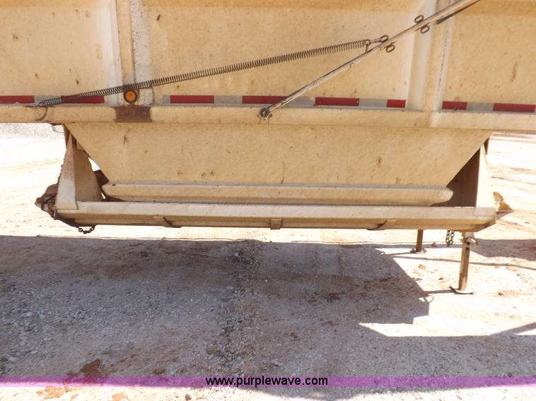 image for item H9208 2000 Corn Belt S4002 belly dump trailer
