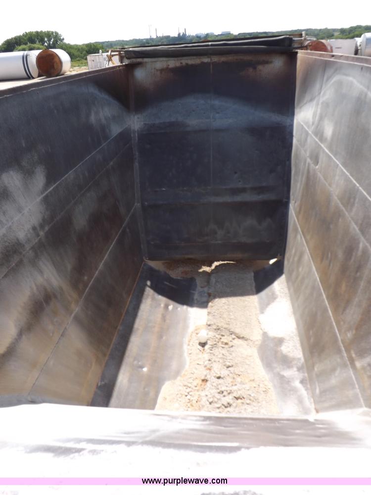 image for item H9208 2000 Corn Belt S4002 belly dump trailer