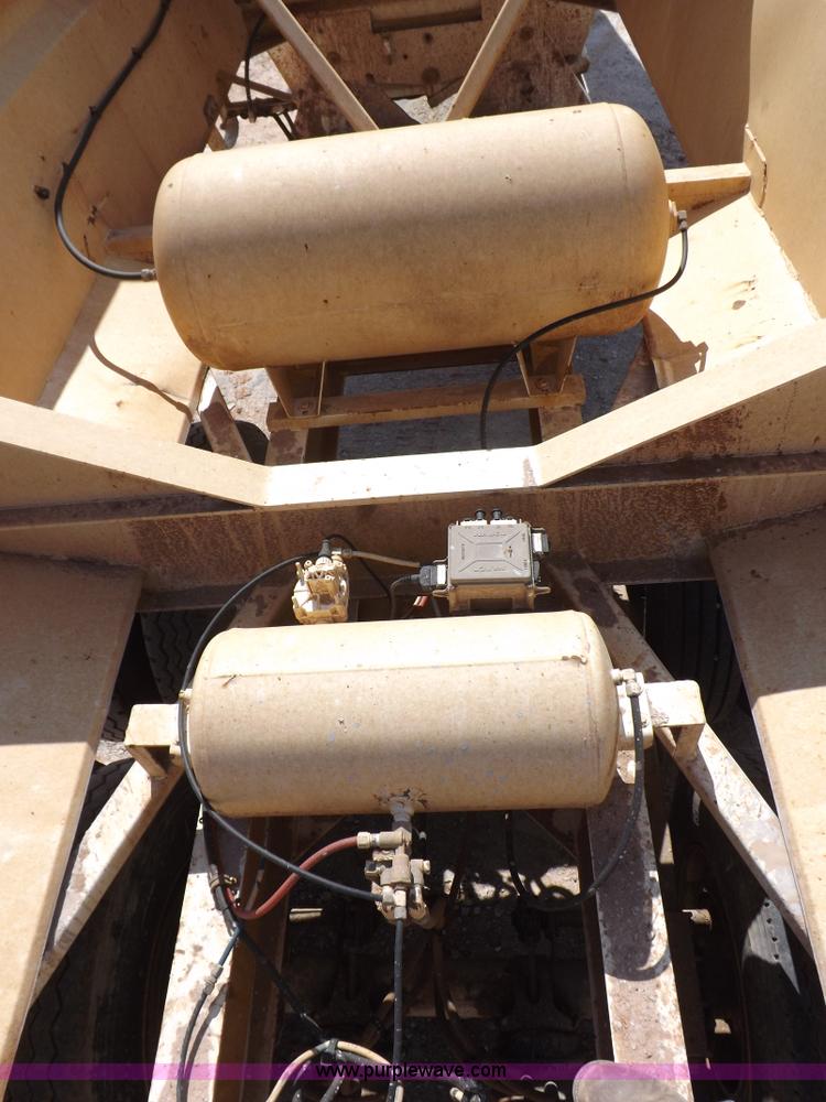 image for item H9208 2000 Corn Belt S4002 belly dump trailer