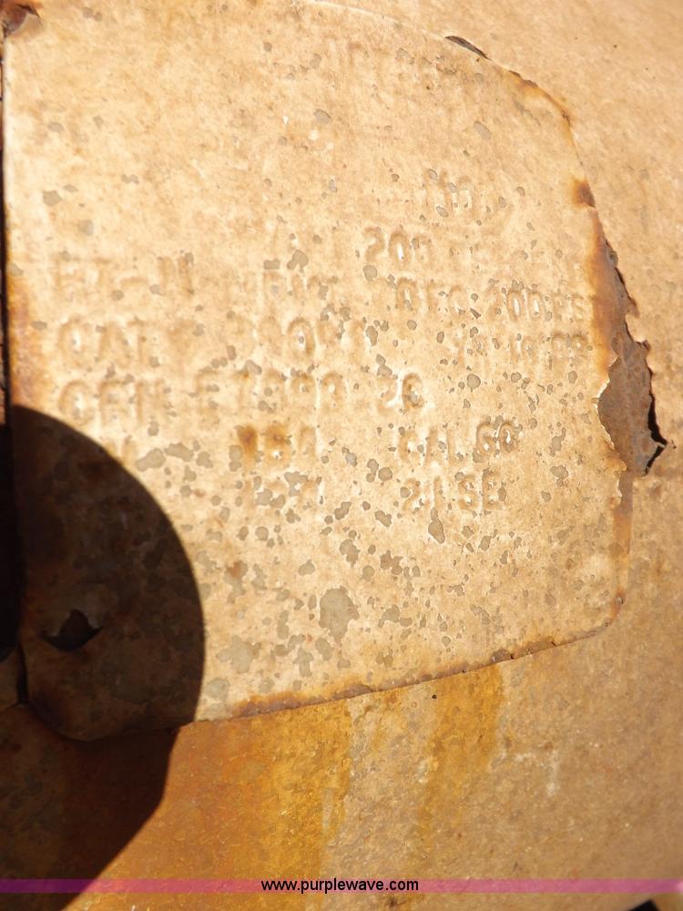 image for item H9208 2000 Corn Belt S4002 belly dump trailer