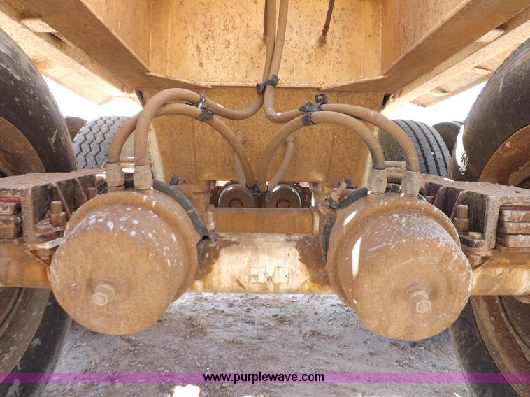 image for item H9208 2000 Corn Belt S4002 belly dump trailer