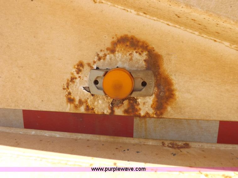 image for item H9208 2000 Corn Belt S4002 belly dump trailer