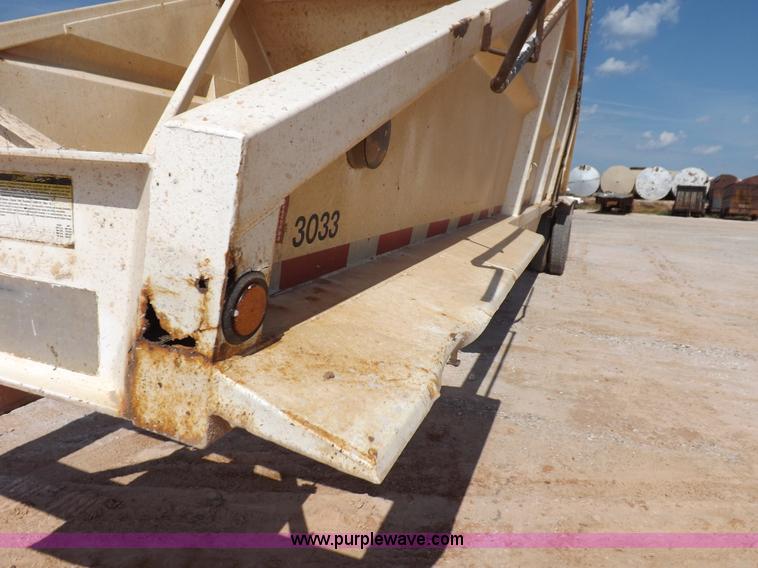 image for item H9208 2000 Corn Belt S4002 belly dump trailer