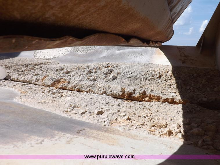 image for item H9208 2000 Corn Belt S4002 belly dump trailer