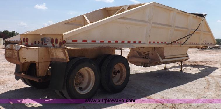 image for item H9209 2007 Corn Belt belly dump trailer
