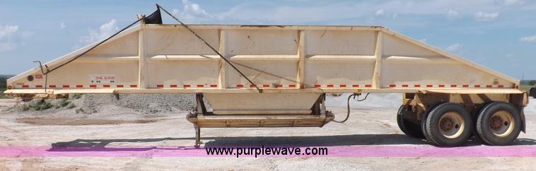 image for item H9209 2007 Corn Belt belly dump trailer