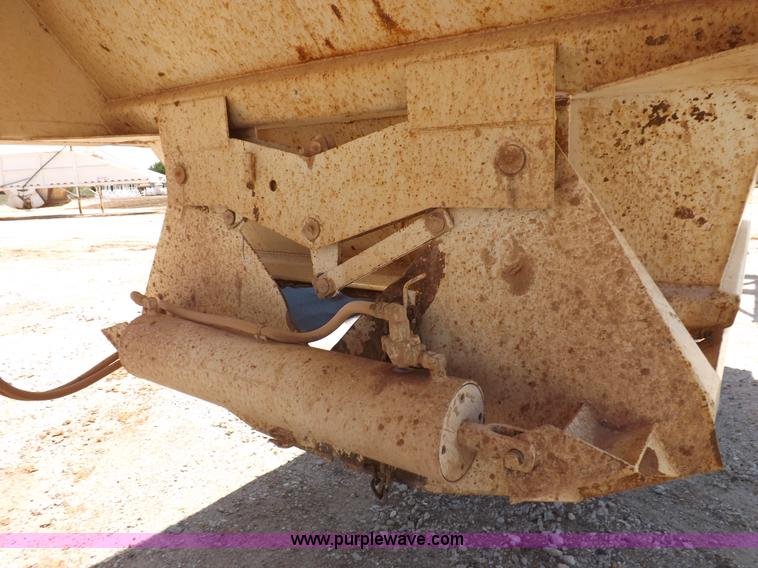 image for item H9209 2007 Corn Belt belly dump trailer