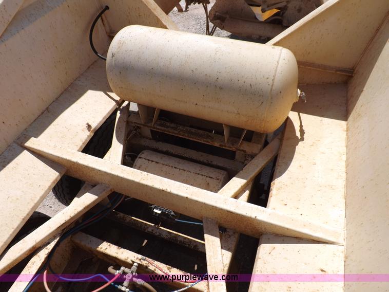 image for item H9209 2007 Corn Belt belly dump trailer