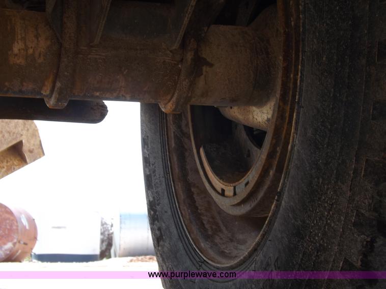 image for item H9209 2007 Corn Belt belly dump trailer