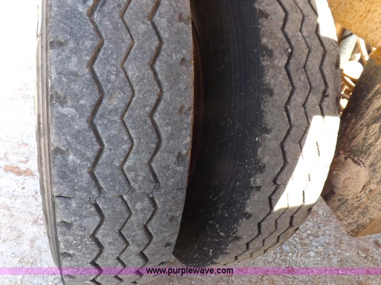 image for item H9209 2007 Corn Belt belly dump trailer