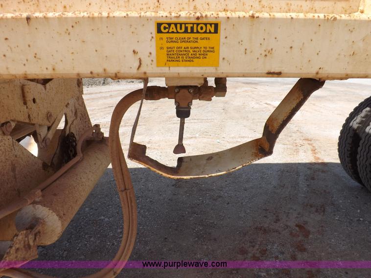 image for item H9209 2007 Corn Belt belly dump trailer
