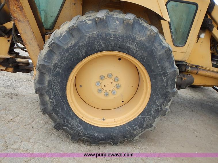 image for item I3528 Ford 555A backhoe