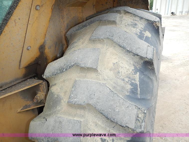 image for item I3528 Ford 555A backhoe