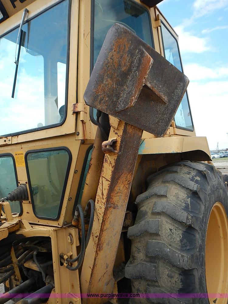 image for item I3528 Ford 555A backhoe