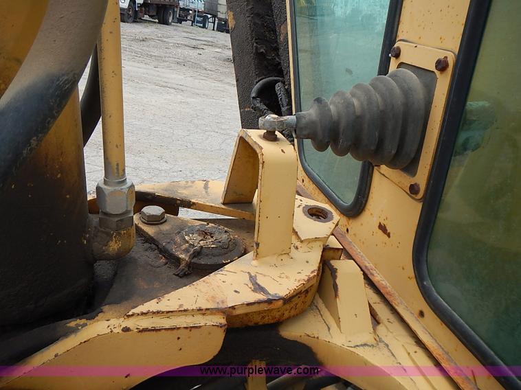 image for item I3528 Ford 555A backhoe