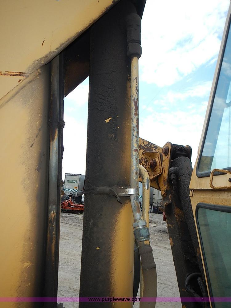 image for item I3528 Ford 555A backhoe