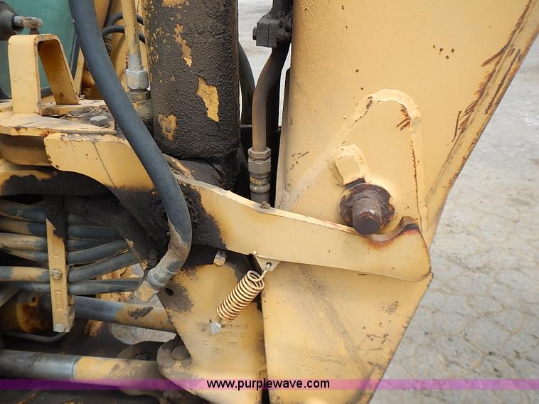 image for item I3528 Ford 555A backhoe