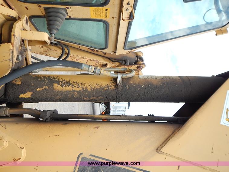 image for item I3528 Ford 555A backhoe
