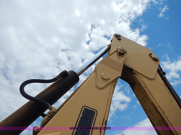 image for item I3528 Ford 555A backhoe