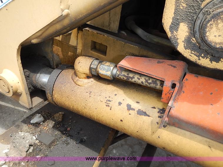 image for item I3528 Ford 555A backhoe