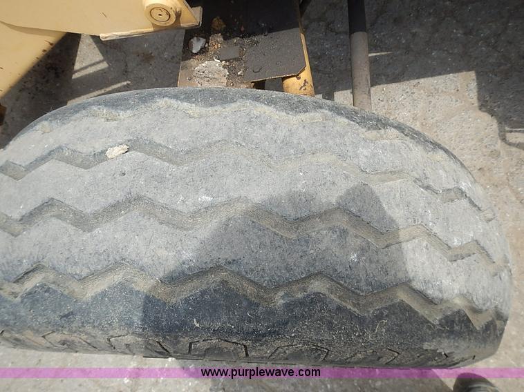 image for item I3528 Ford 555A backhoe