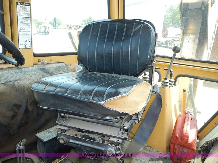 image for item I3528 Ford 555A backhoe