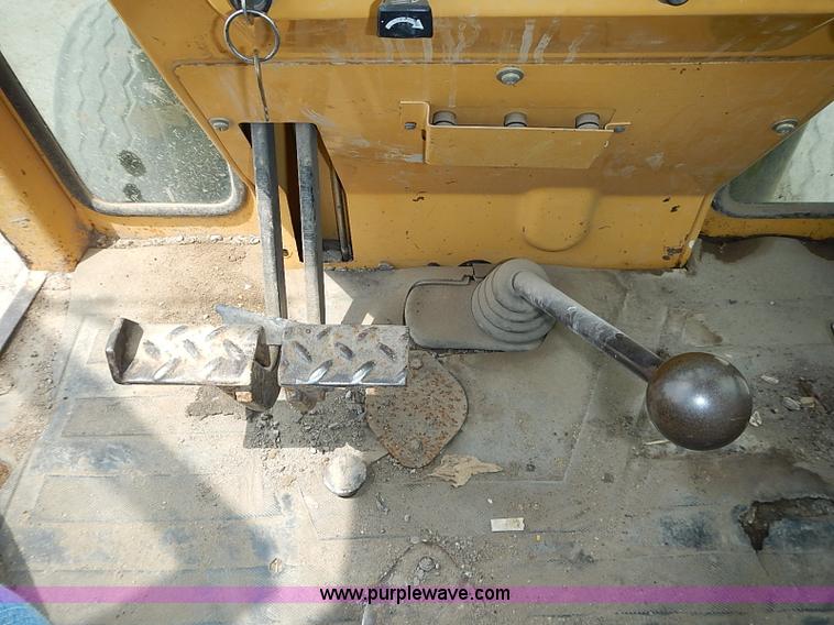 image for item I3528 Ford 555A backhoe