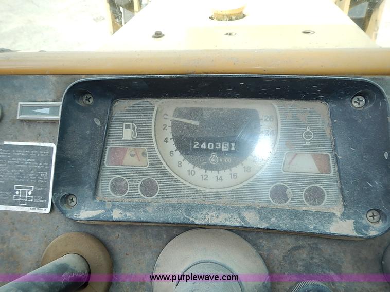 image for item I3528 Ford 555A backhoe