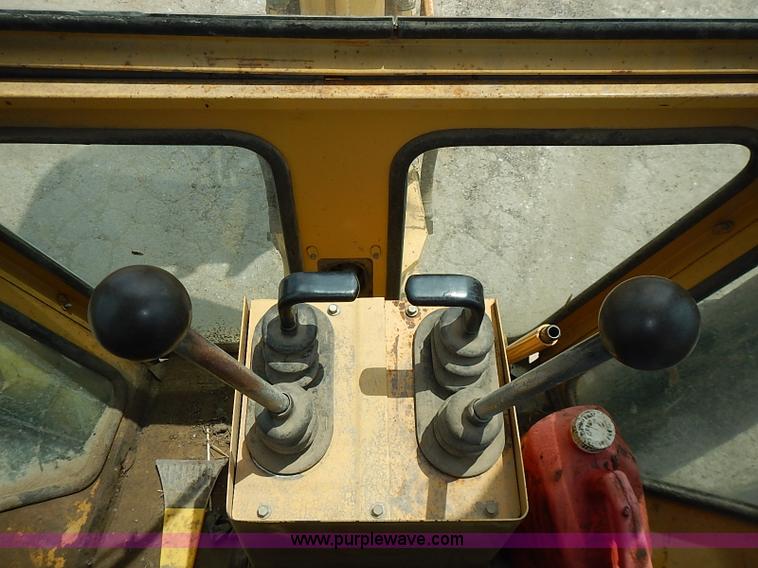 image for item I3528 Ford 555A backhoe