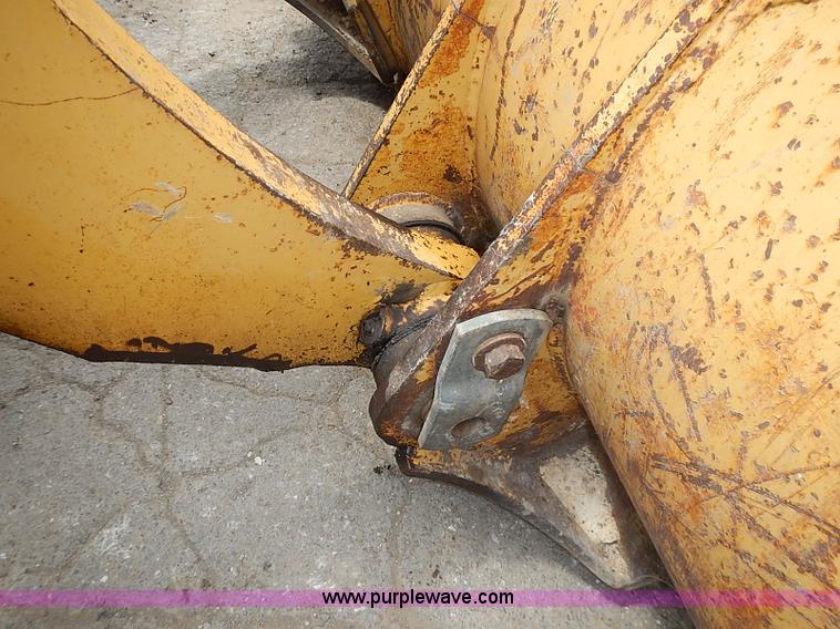 image for item I3529 1985 Caterpillar 950B wheel loader