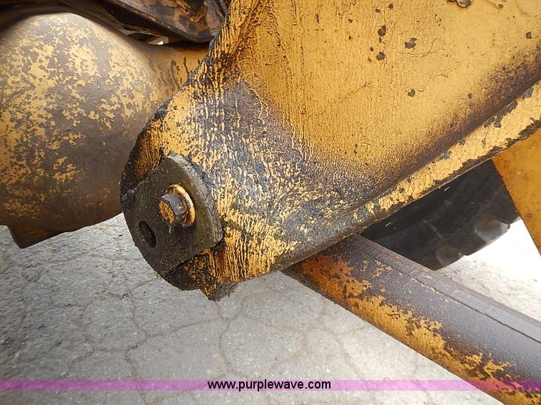 image for item I3529 1985 Caterpillar 950B wheel loader