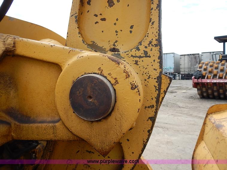 image for item I3529 1985 Caterpillar 950B wheel loader