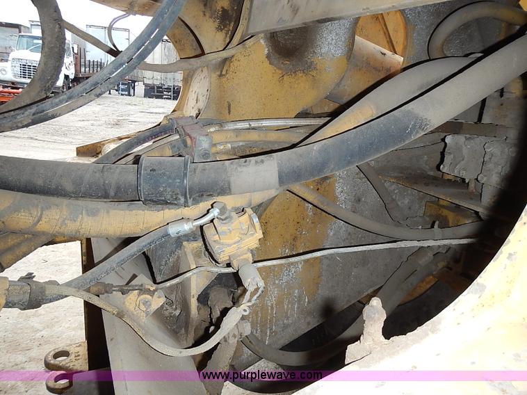 image for item I3529 1985 Caterpillar 950B wheel loader