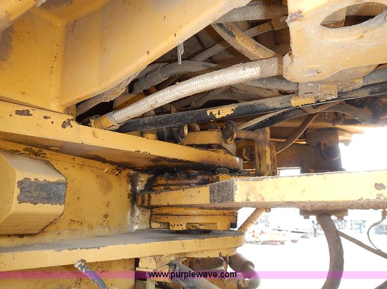 image for item I3529 1985 Caterpillar 950B wheel loader
