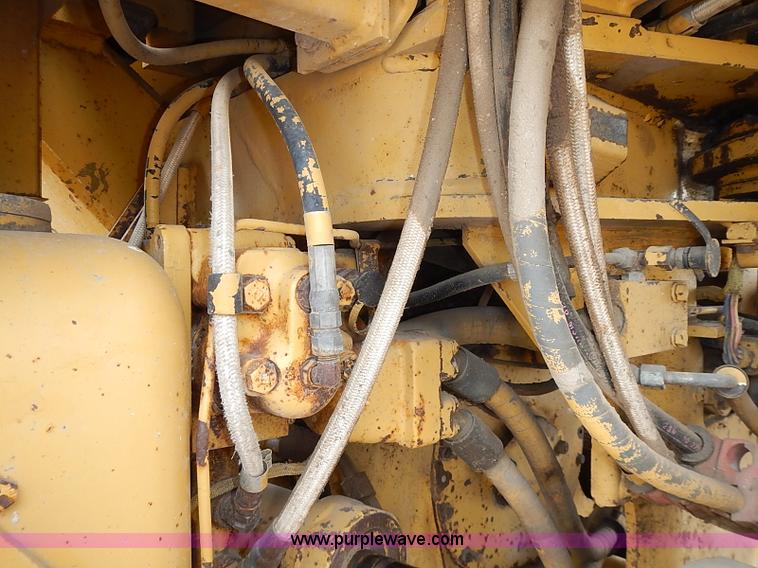 image for item I3529 1985 Caterpillar 950B wheel loader