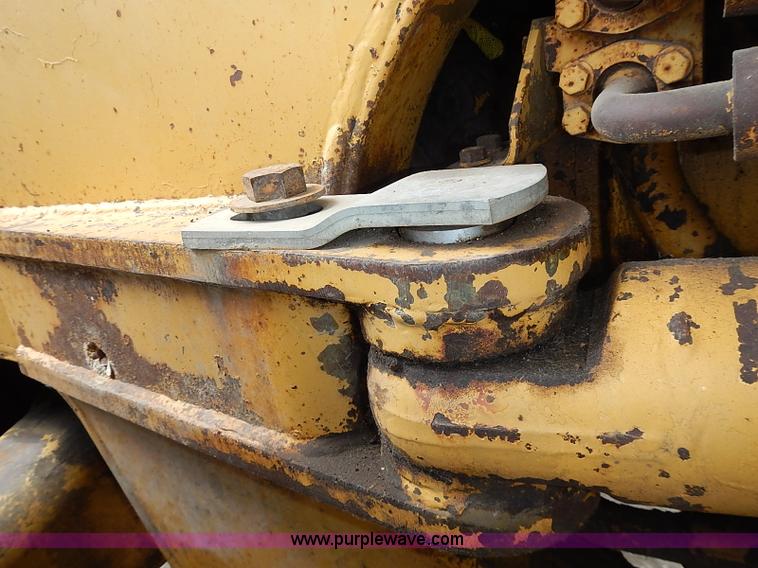 image for item I3529 1985 Caterpillar 950B wheel loader