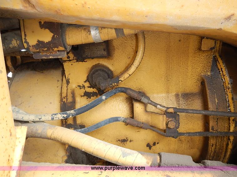 image for item I3529 1985 Caterpillar 950B wheel loader