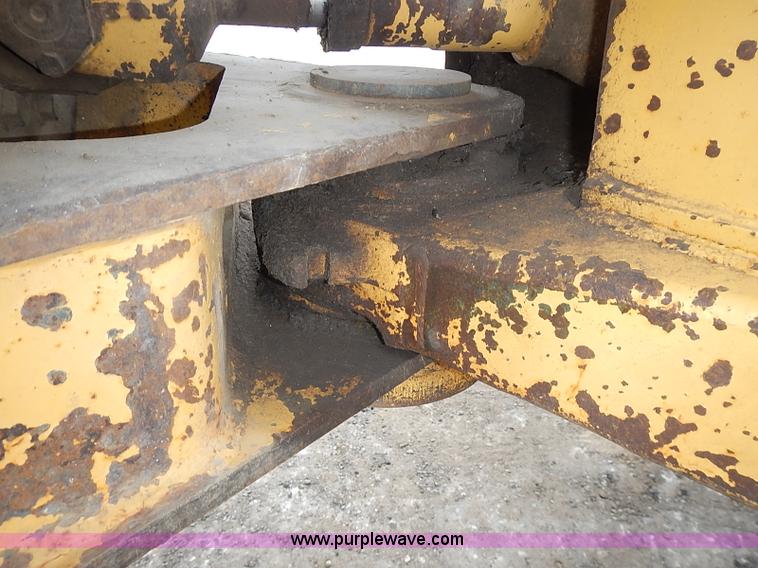 image for item I3529 1985 Caterpillar 950B wheel loader