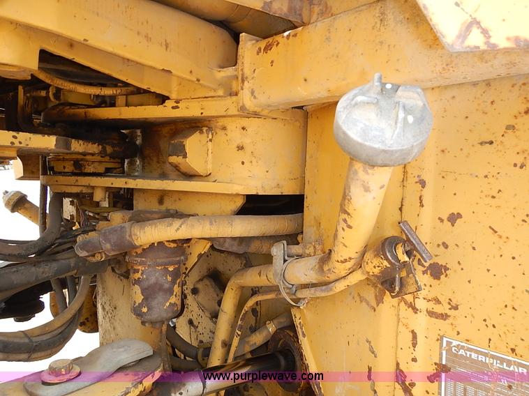 image for item I3529 1985 Caterpillar 950B wheel loader