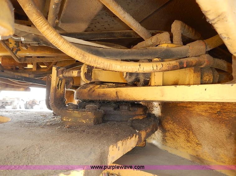 image for item I3529 1985 Caterpillar 950B wheel loader