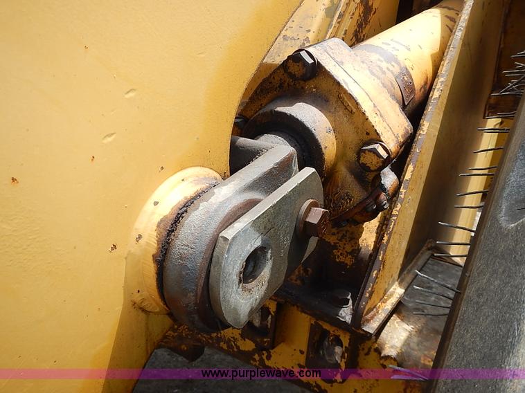 image for item I3529 1985 Caterpillar 950B wheel loader