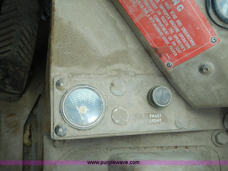 image for item I3529 1985 Caterpillar 950B wheel loader